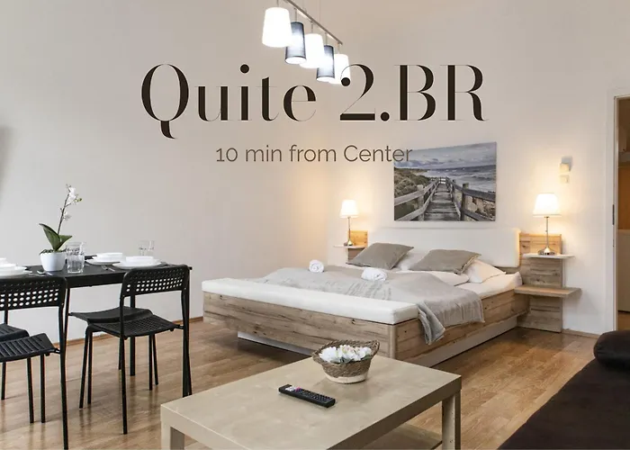 Sweet 2Br Shared Apt Standard Rooms, Central Location